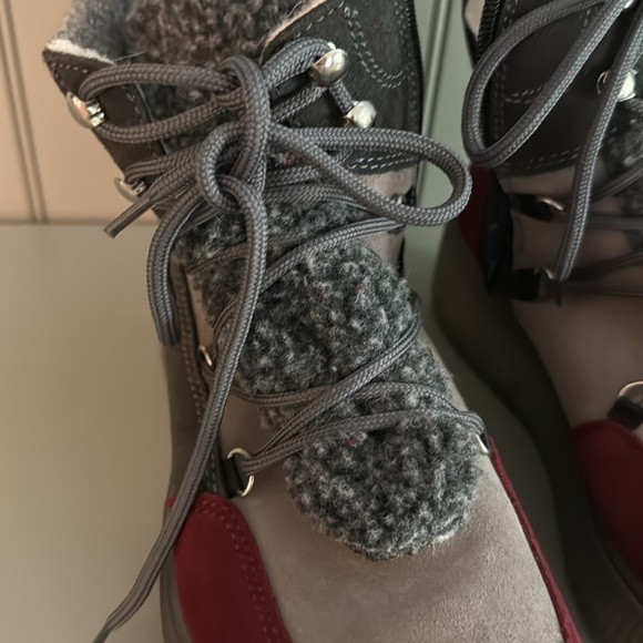 Shearling Lined Boot - Picture 2 of 7